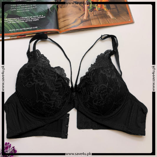 Classic Wired Bra with Delicate Lace Edging