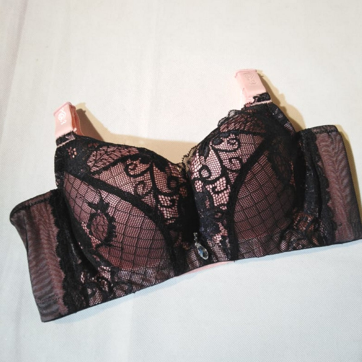Women Lace Embroidered Wired Padded Bra