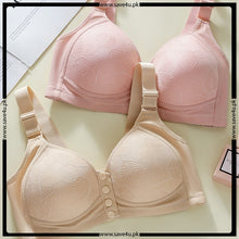 Load image into Gallery viewer, Front Button Thin Padded Non wired Bra
