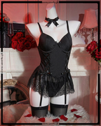 Noir Charm Garter Set
