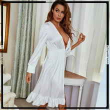 Load image into Gallery viewer, Chic Stylish White Robe and Panty Set
