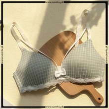 Load image into Gallery viewer, Triangle Cup Thin Padded Non Wired Bra
