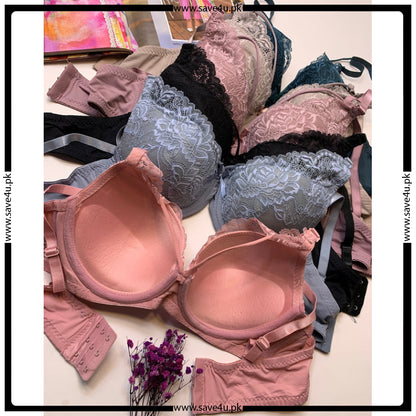 Classic Wired Bra with Delicate Lace Edging