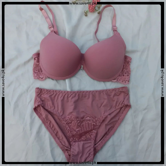 Thin Padding Trim Lace Design Bra Set