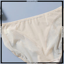 Load image into Gallery viewer, Pack of 3 Nylon Trim Lace Design Panties
