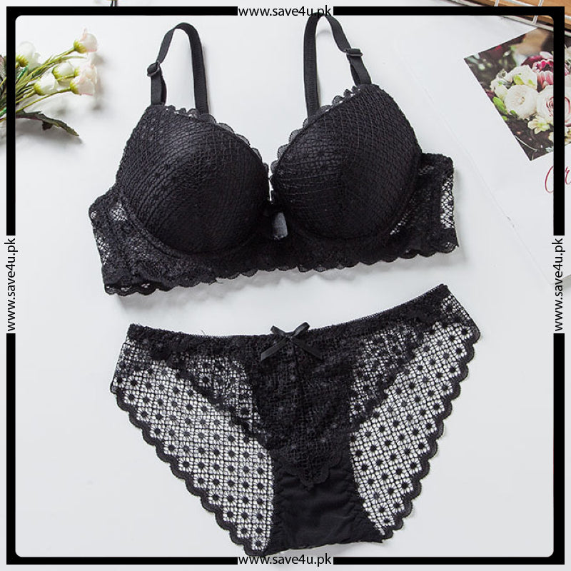 Thin Padded Wired Soft Full Lace Set