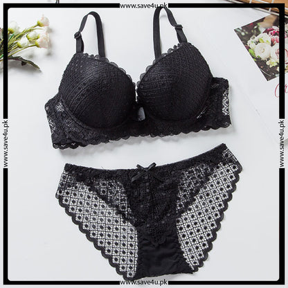 Thin Padded Wired Soft Full Lace Set