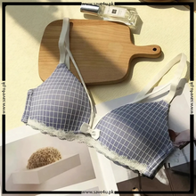 Load image into Gallery viewer, Triangle Cup Thin Padded Non Wired Bra
