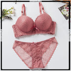 Thin Padded Wired Soft Full Lace Set