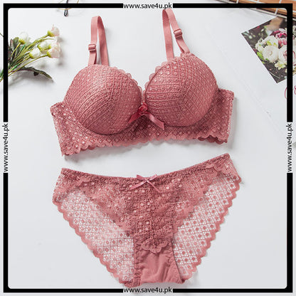 Thin Padded Wired Soft Full Lace Set