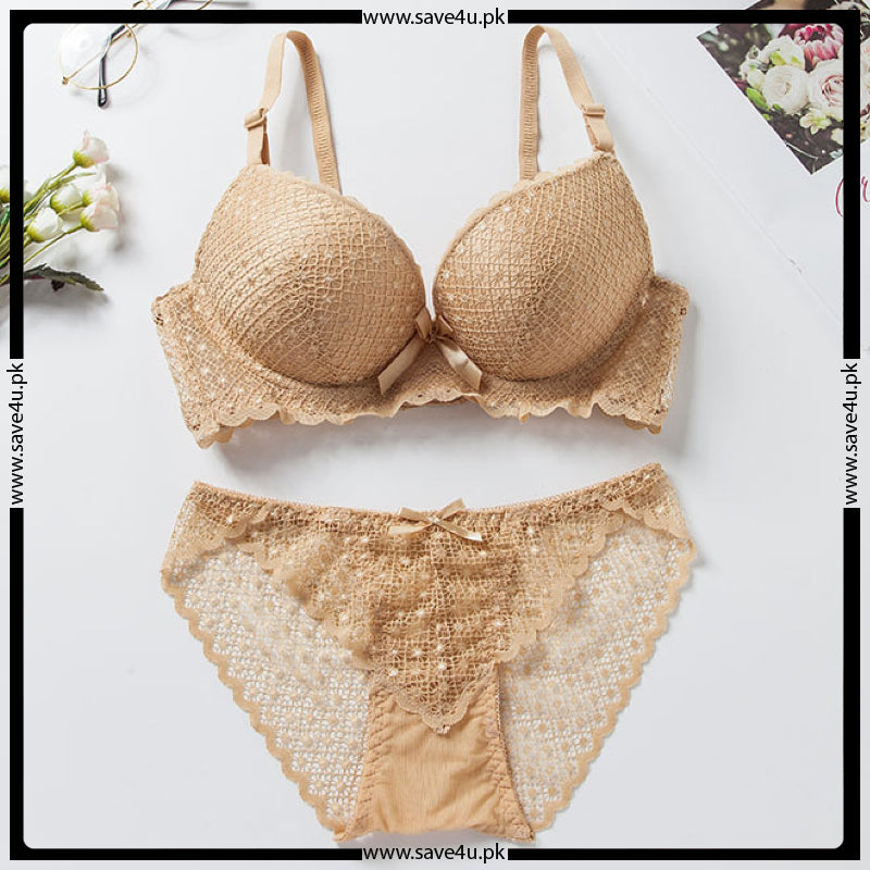 Thin Padded Wired Soft Full Lace Set