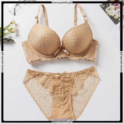 Thin Padded Wired Soft Full Lace Set