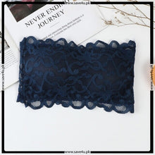 Load image into Gallery viewer, Floral Lace Design Cute Padded Strapless Bra
