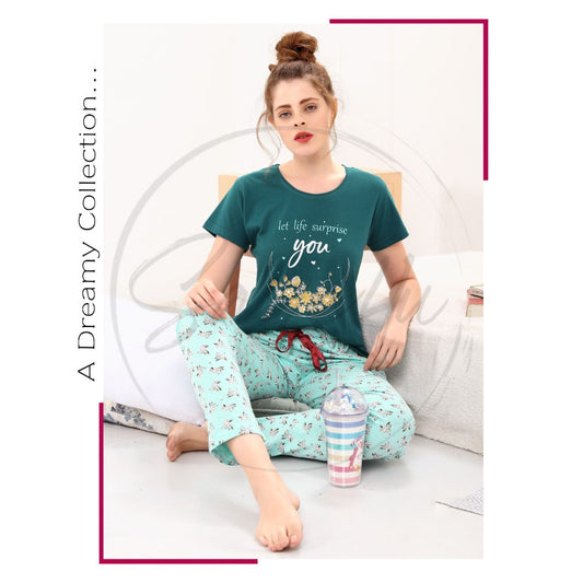 Ladies Leaf Printed Design Comfy Nightwear