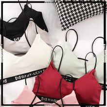 Load image into Gallery viewer, Thin Padded Removable Pads Non Wired Sports bra
