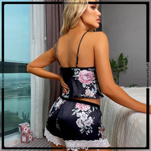 Load image into Gallery viewer, Short Trim Lace Pajama Set For Ladies

